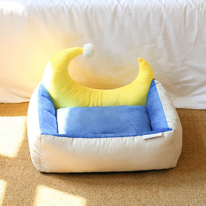 Moon pet nest
